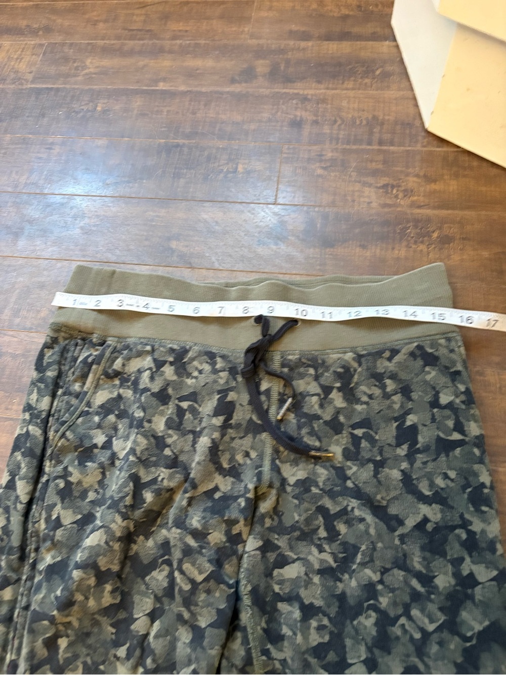 Lululemon No Sweat Mystic Jungle fatigue sweatpants - Picture 8 of 11